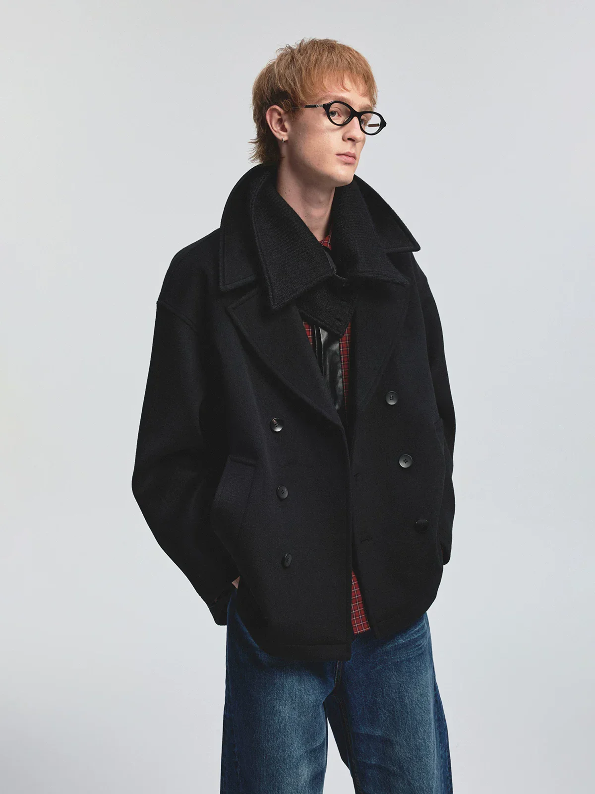 Wide Lapel Double-Breasted Wool Coat - Image 5