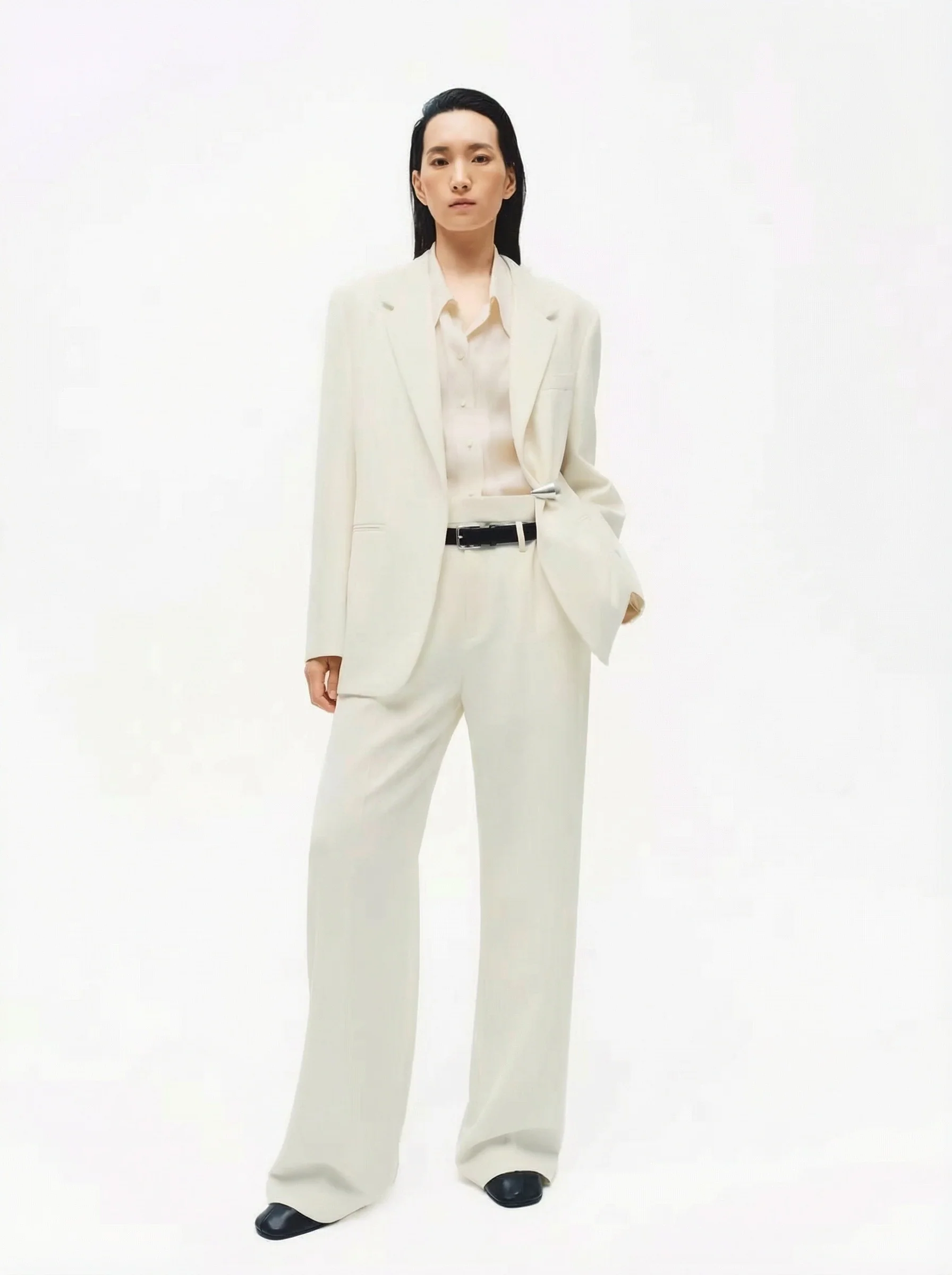 Wide-Leg Belted Trousers