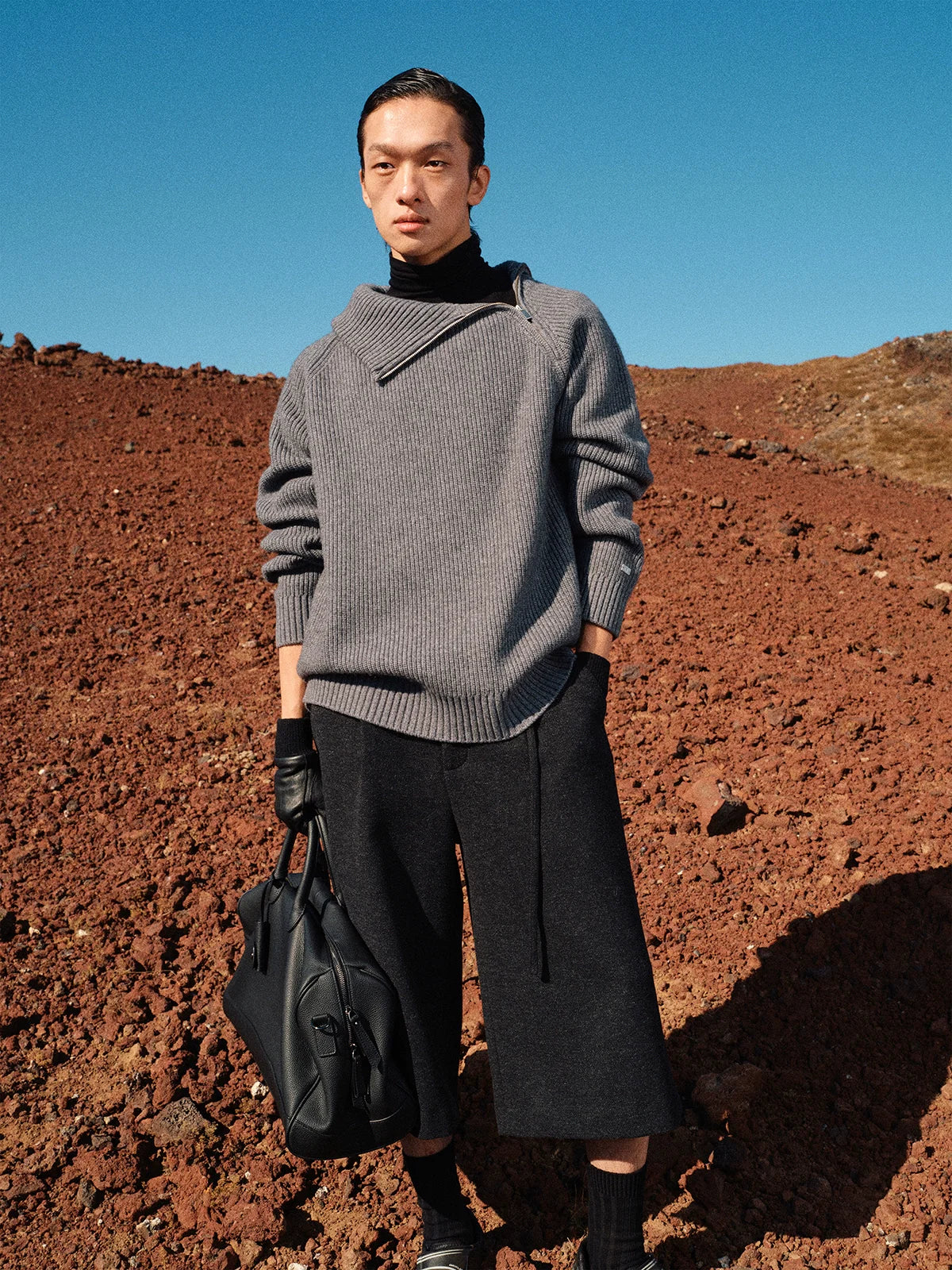 Wide-Leg Dark Gray Pants - Image 3