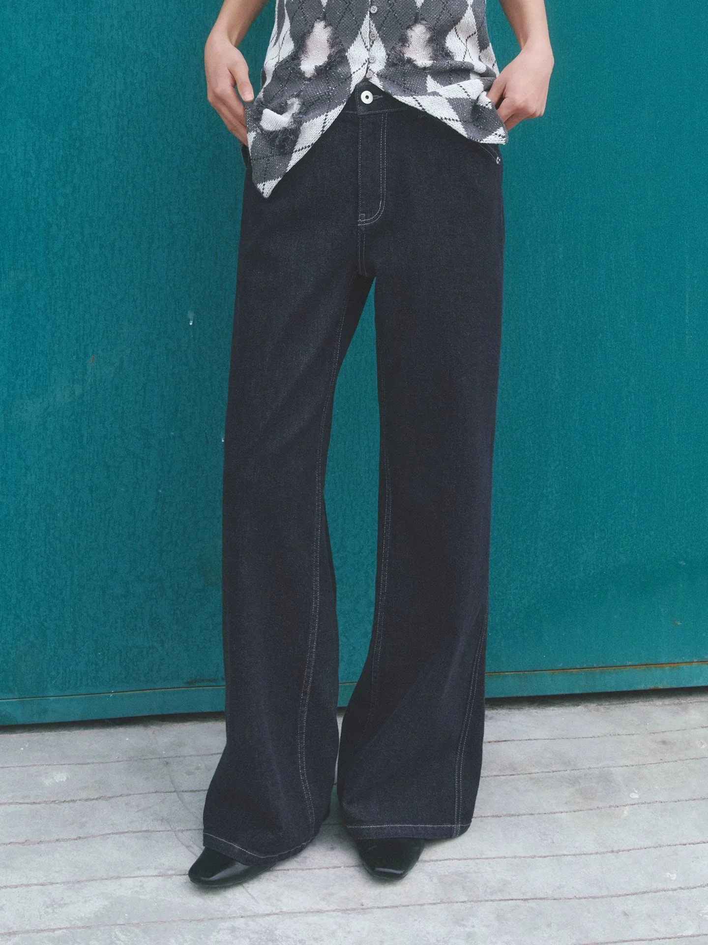 Wide-Leg Denim Jeans - Image 2
