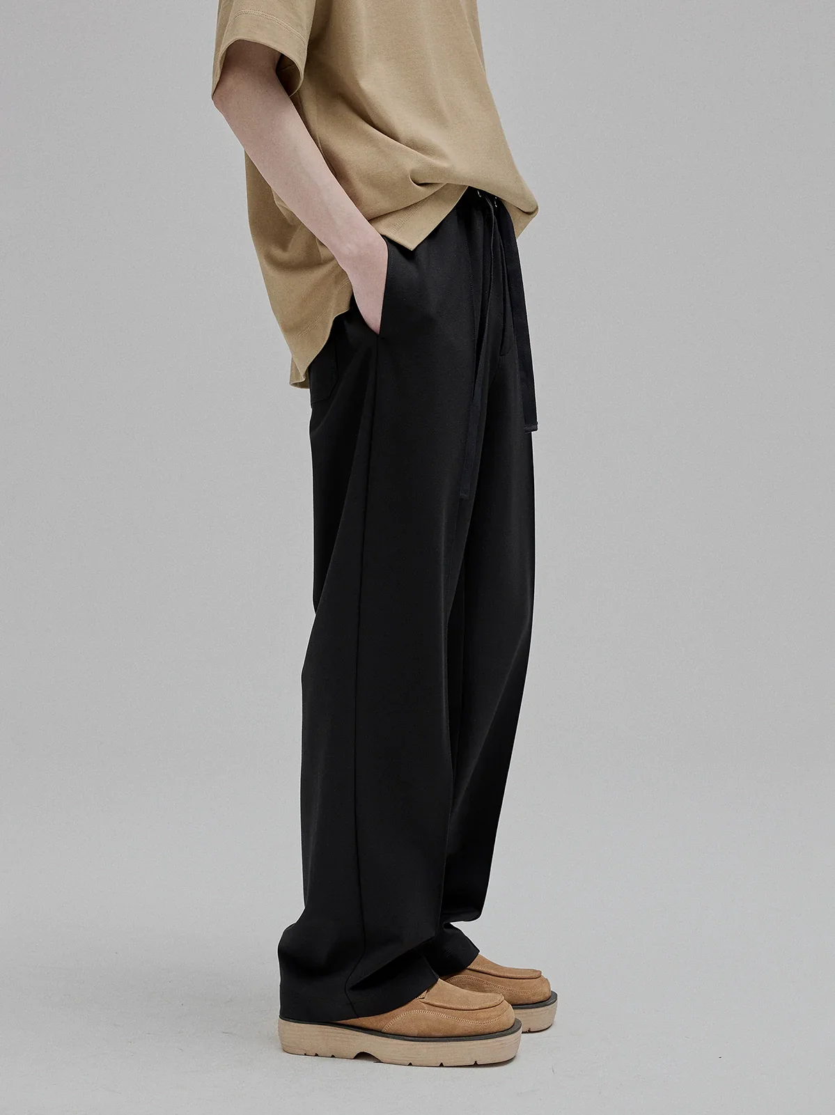 Wide-Leg Roman Knit Drawstring Trousers & Shorts - Image 3