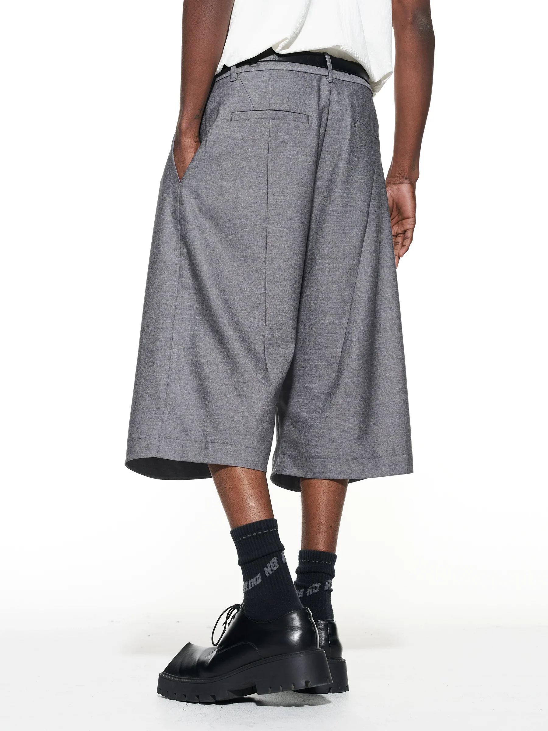 Wide-Leg Suit Shorts - Image 2