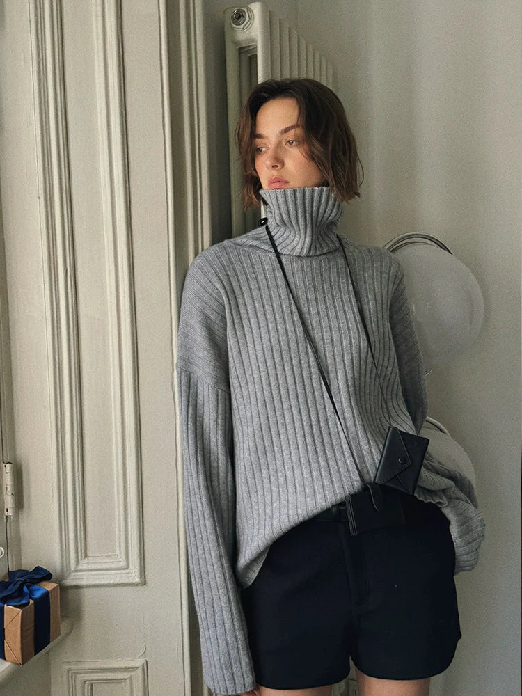 Wide Rib Cashmere-Wool Turtleneck