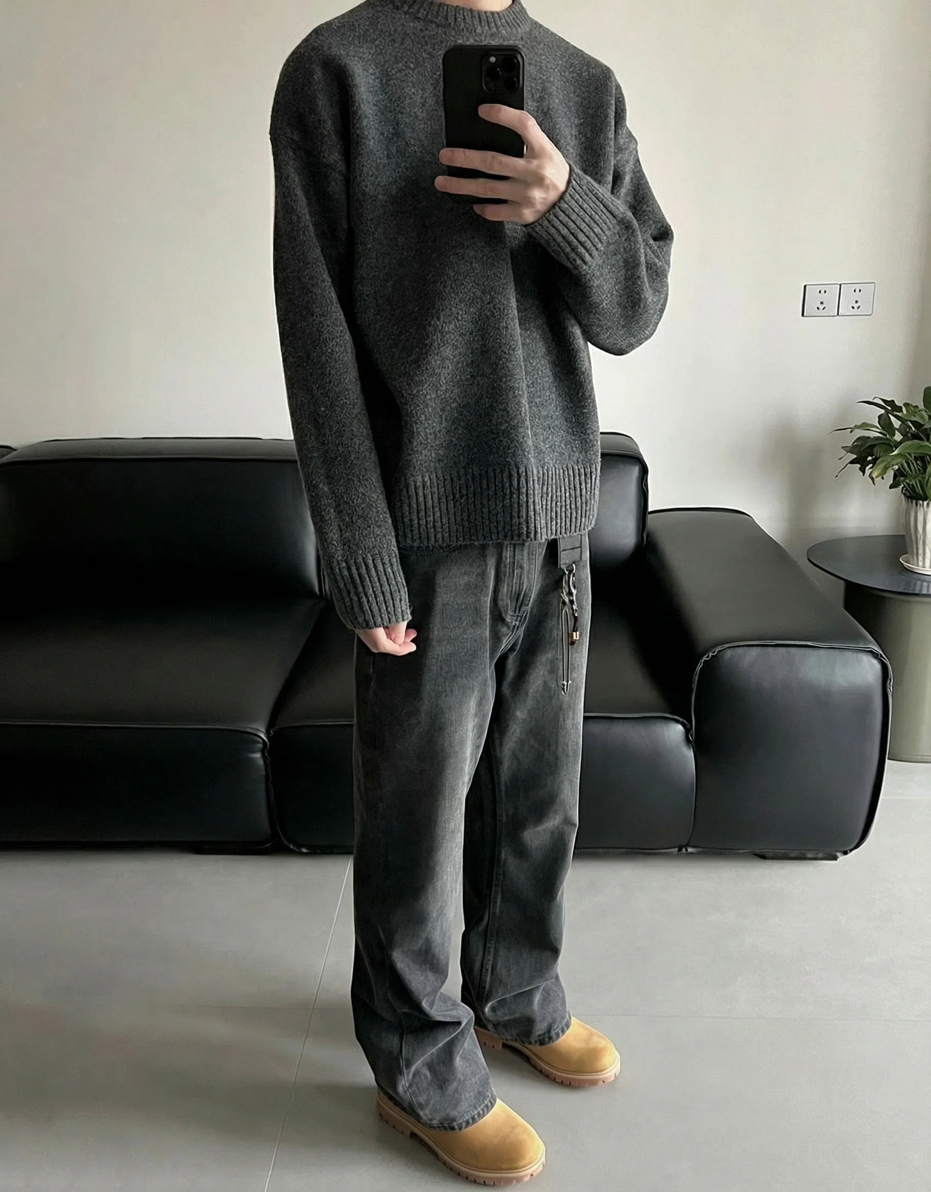 Wool Blend Crewneck Sweater - Image 13