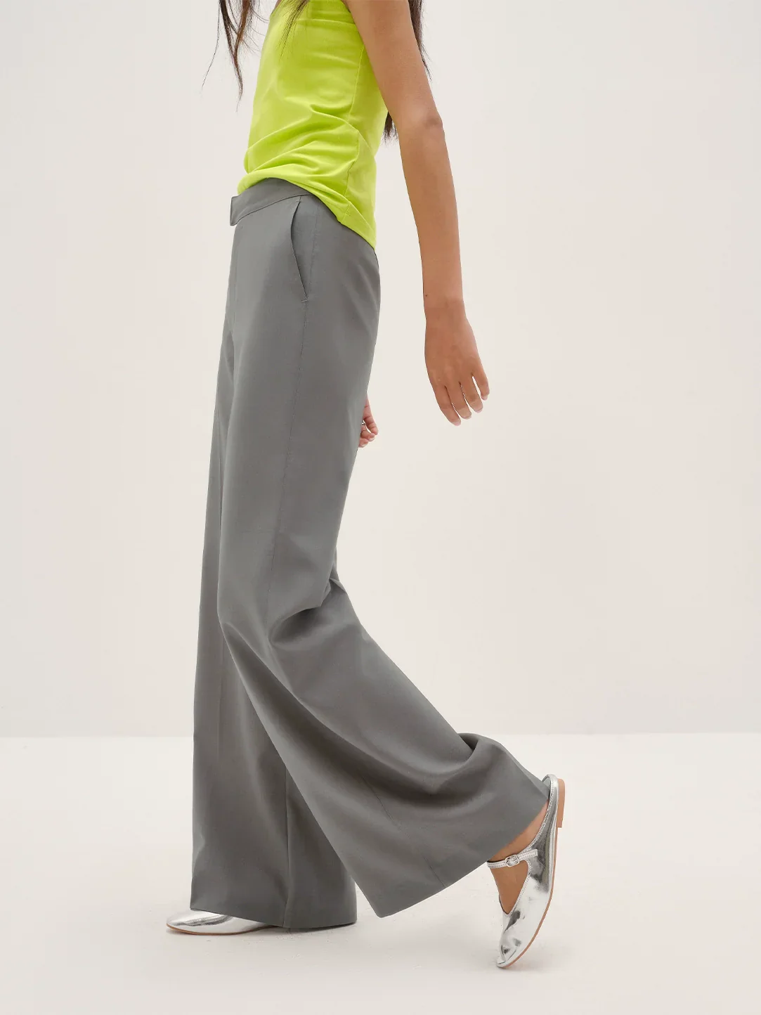 Wool Blend Wide-Leg Trousers - Image 4
