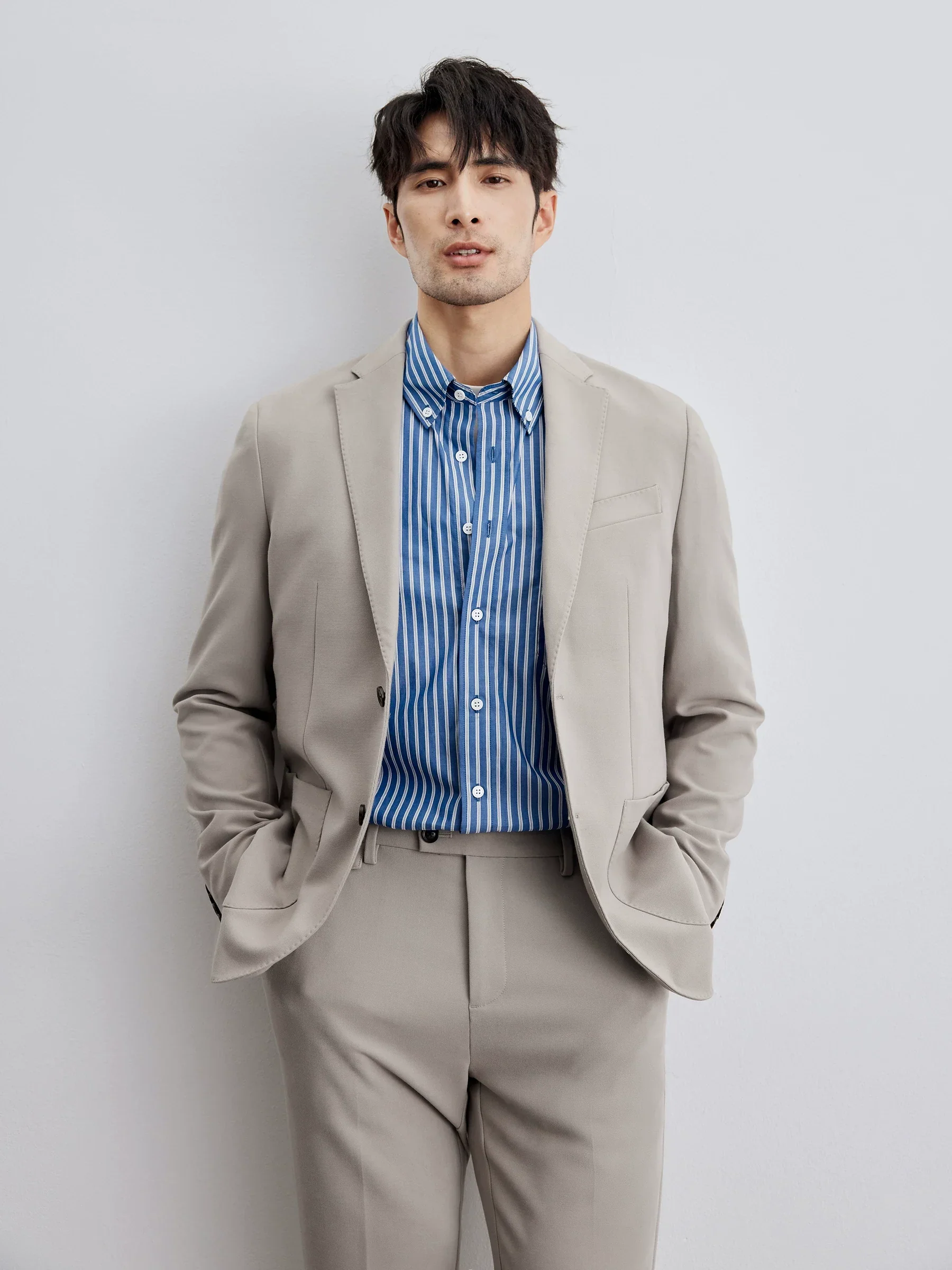 Wrinkle-Resistant Italian Wool Blazer - Image 6