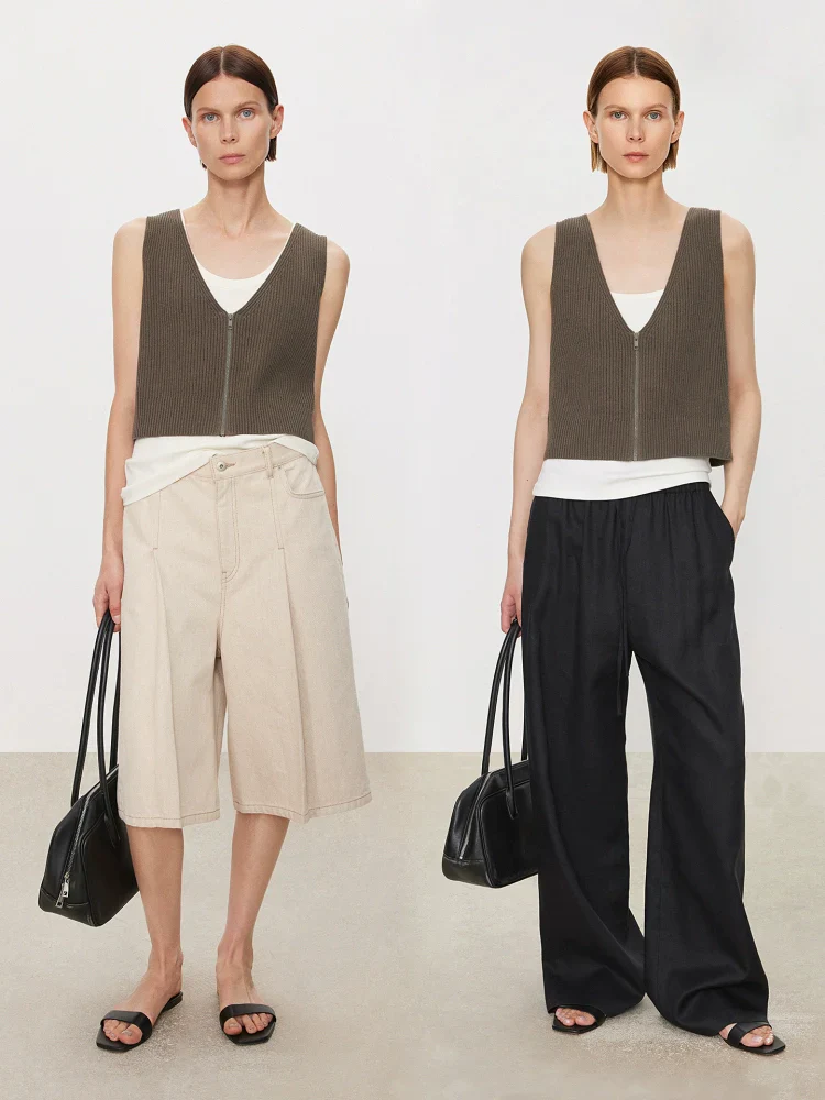 Zip-Front Ribbed Knit Crop Vest - Image 2